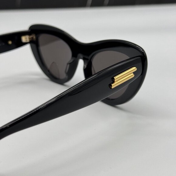NEW BV1282S 001 BOTTEGA VENETA BLACK CAT EYE WOMEN SUNGLASSES - Picture 10 of 14